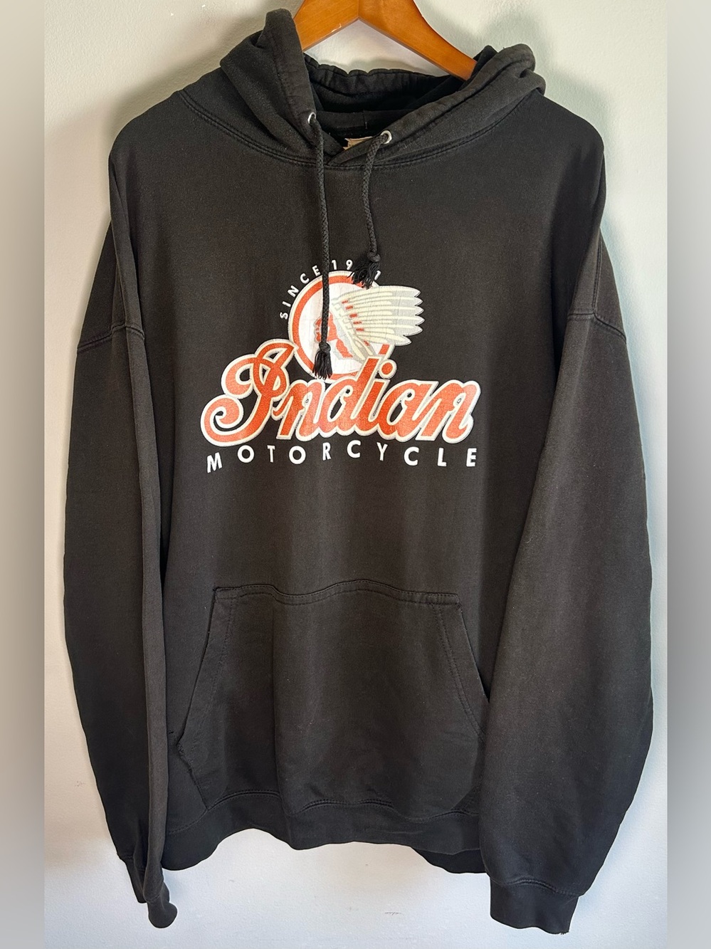 Vintage Indian Motorcycle Headdress Logo Men’s Hoodie Sweater Fits XL/XXL Faded